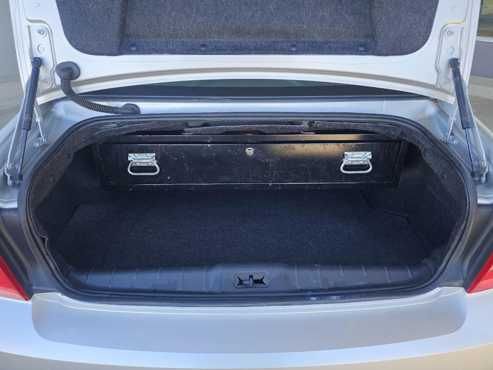 2011 Chevrolet Malibu LS w/1FL