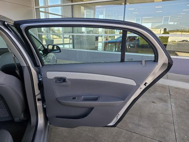 2011 Chevrolet Malibu LS w/1FL