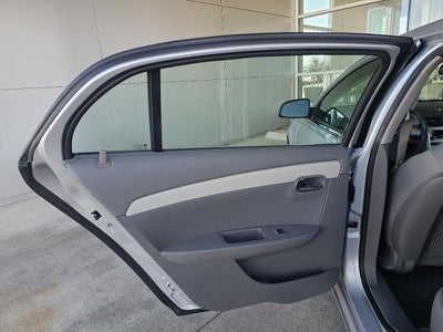 2011 Chevrolet Malibu LS w/1FL