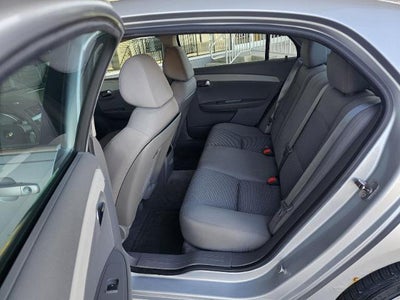 2011 Chevrolet Malibu LS w/1FL