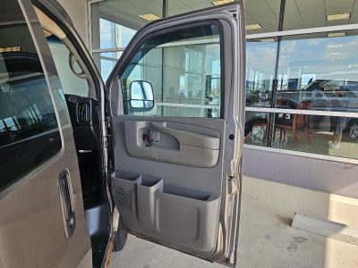 2012 Chevrolet Express Passenger 1LS