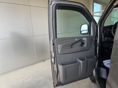 2012 Chevrolet Express Passenger 1LS