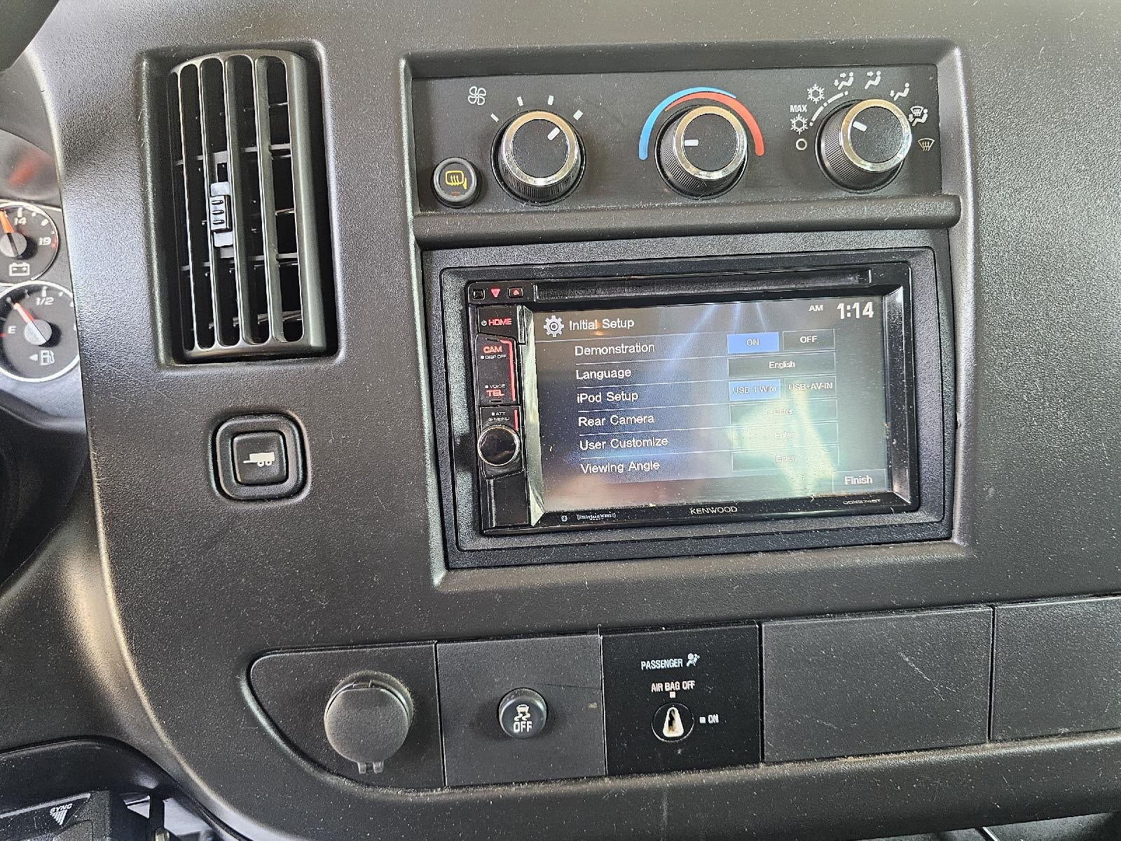 2012 Chevrolet Express Passenger 1LS