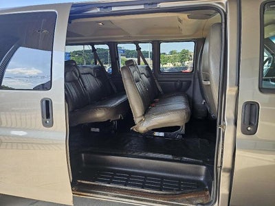 2012 Chevrolet Express Passenger 1LS