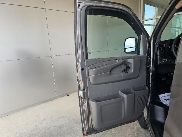2012 Chevrolet Express Passenger 1LS
