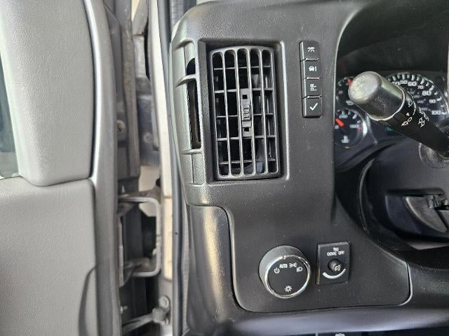 2012 Chevrolet Express Passenger 1LS