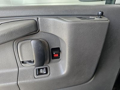 2012 Chevrolet Express Passenger 1LS