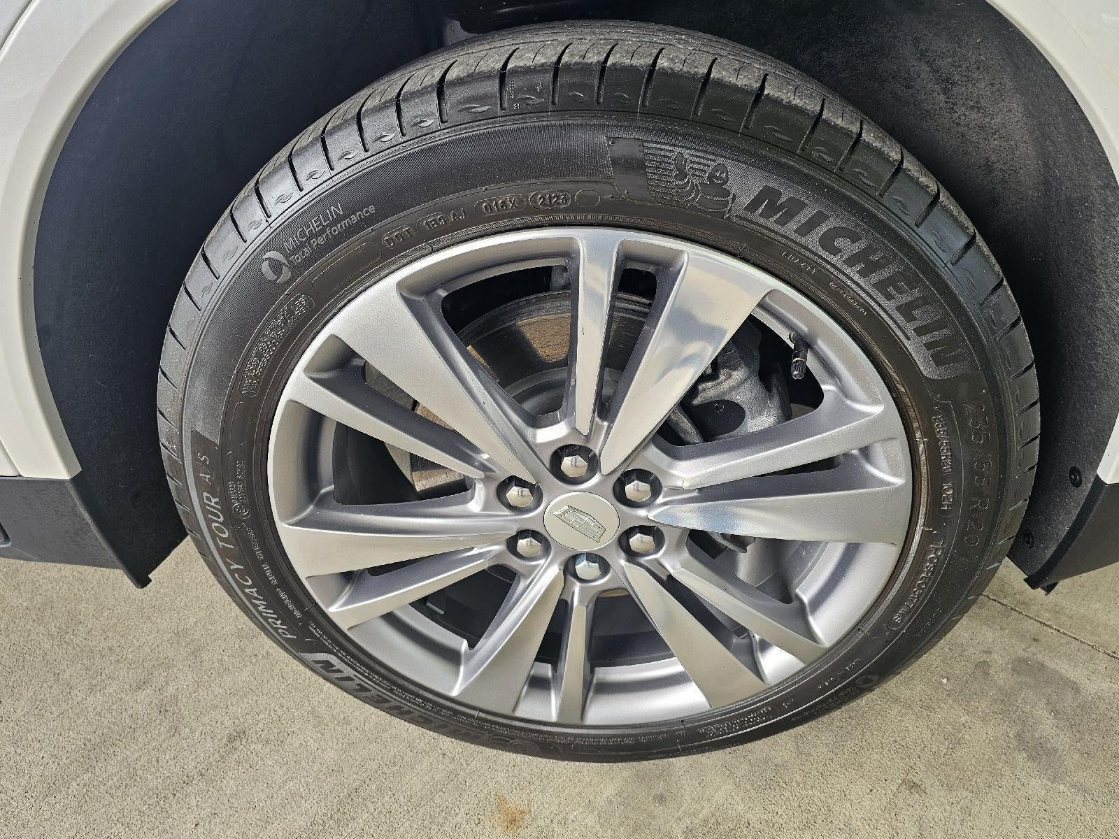 2024 Cadillac XT5 AWD Premium Luxury