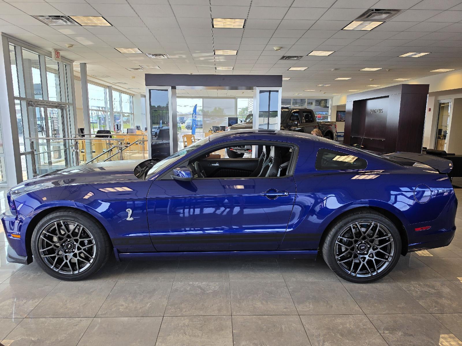 2013 Ford Shelby GT500 Base