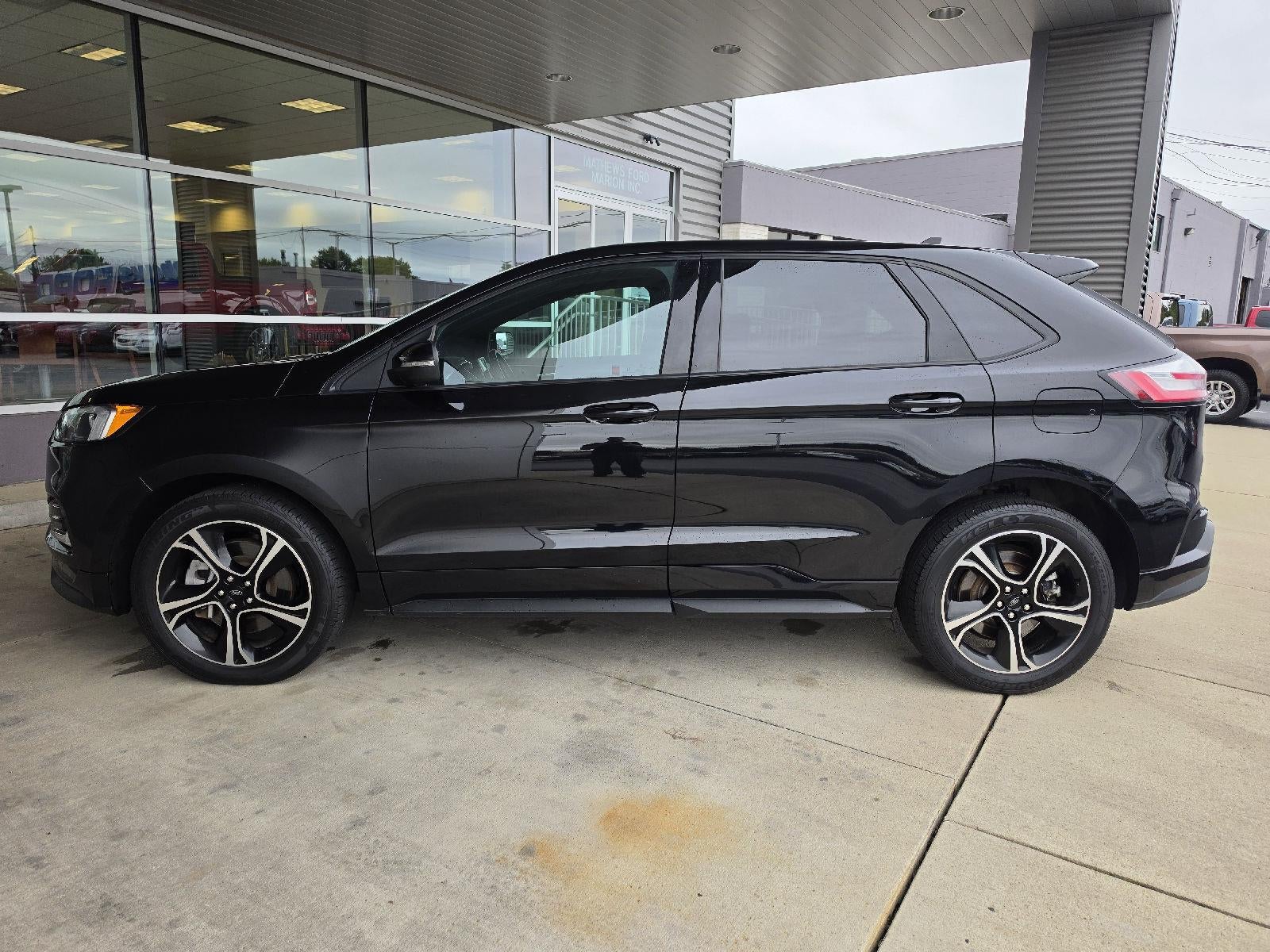 2021 Ford Edge ST