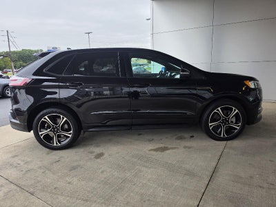 2021 Ford Edge ST