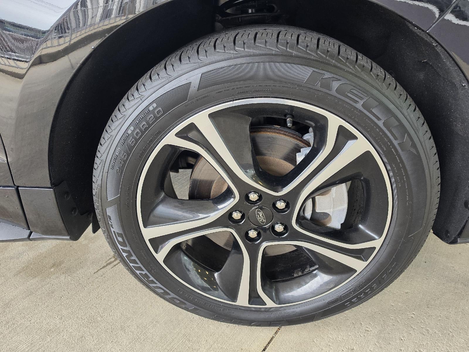 2021 Ford Edge ST