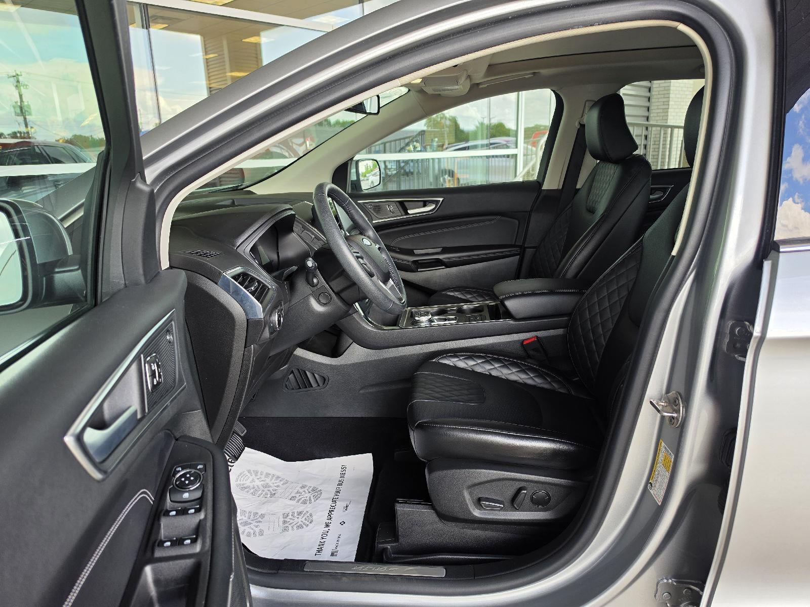 2023 Ford Edge Titanium