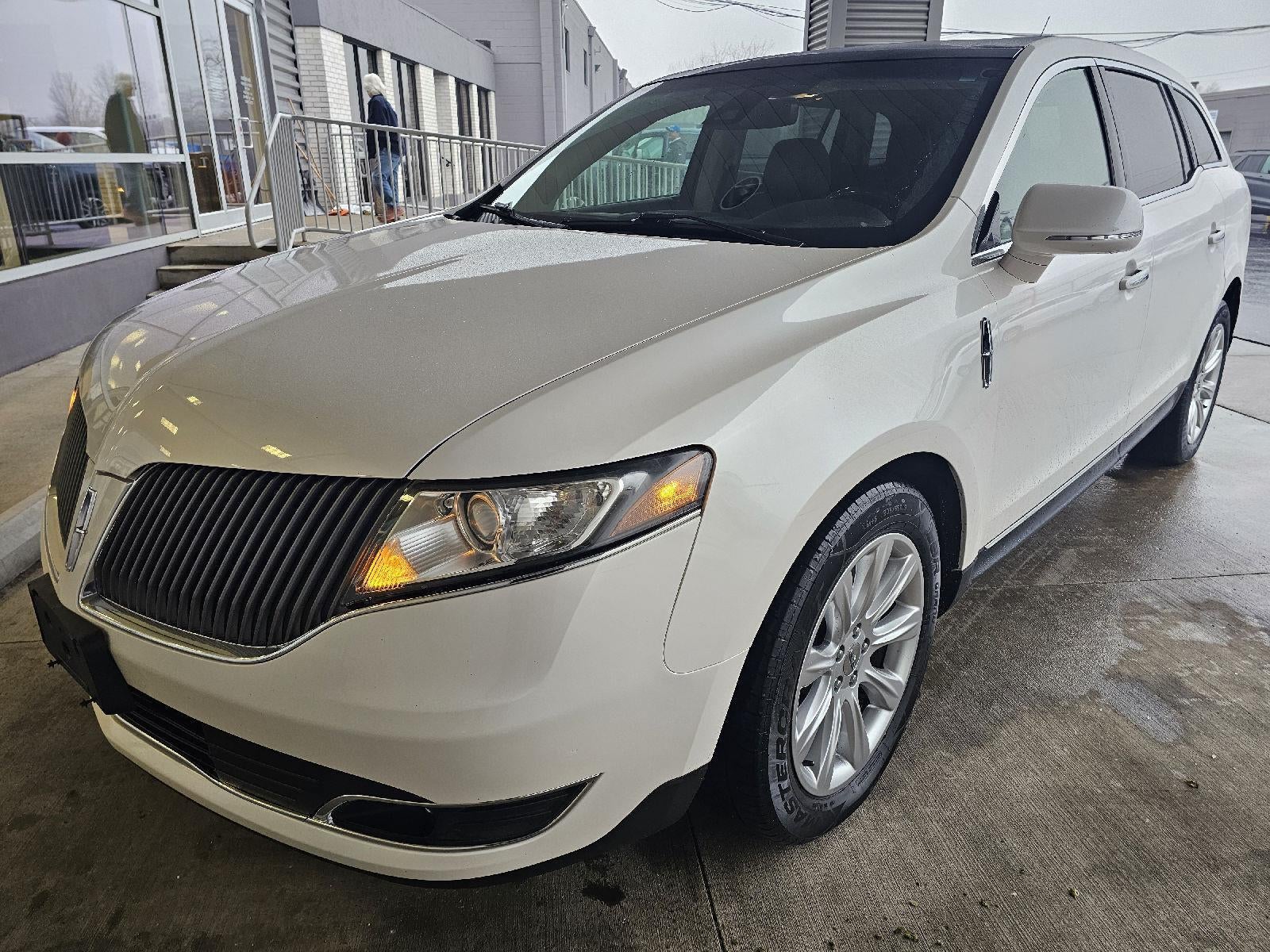 2016 Lincoln MKT EcoBoost