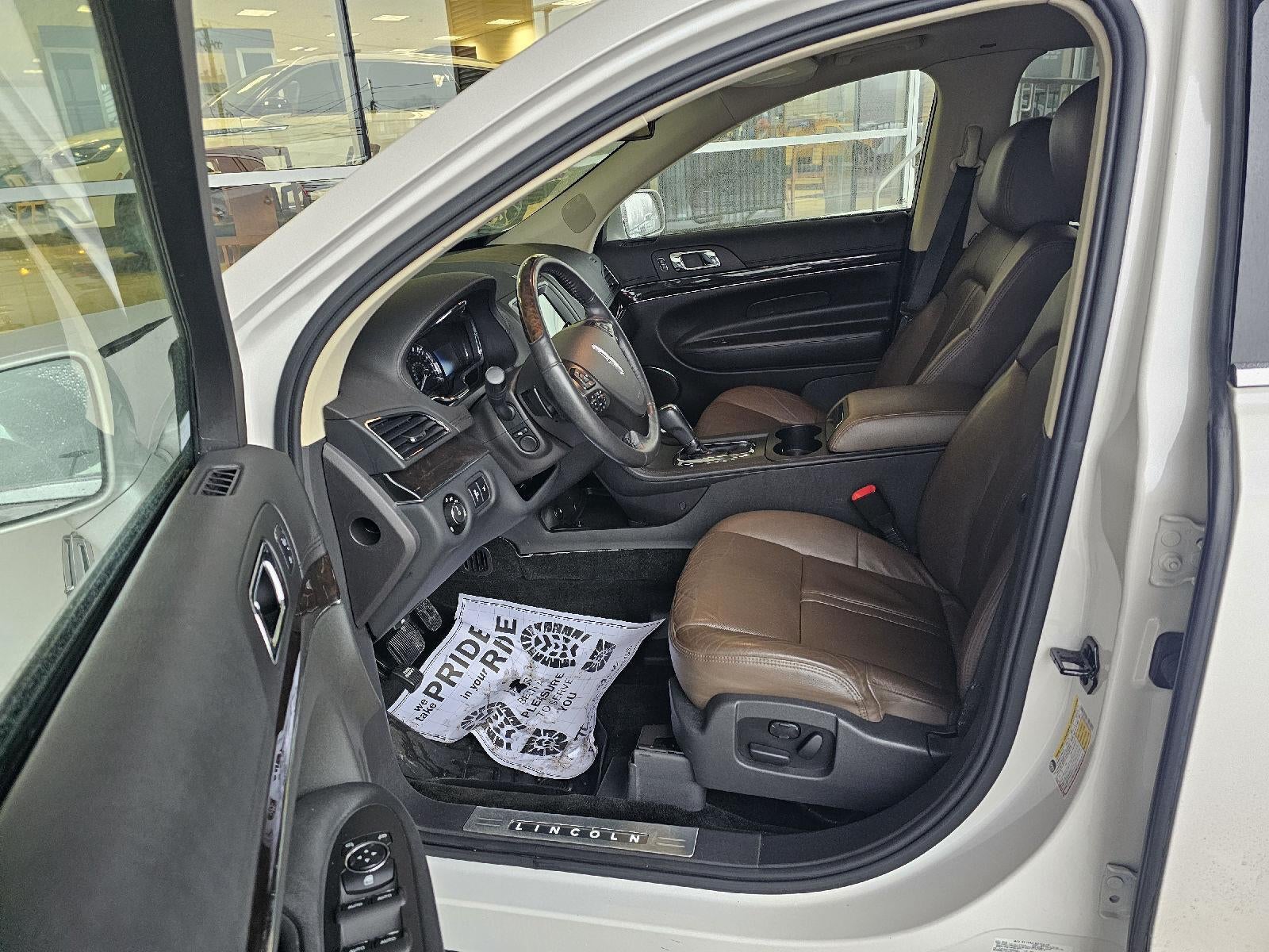 2016 Lincoln MKT EcoBoost