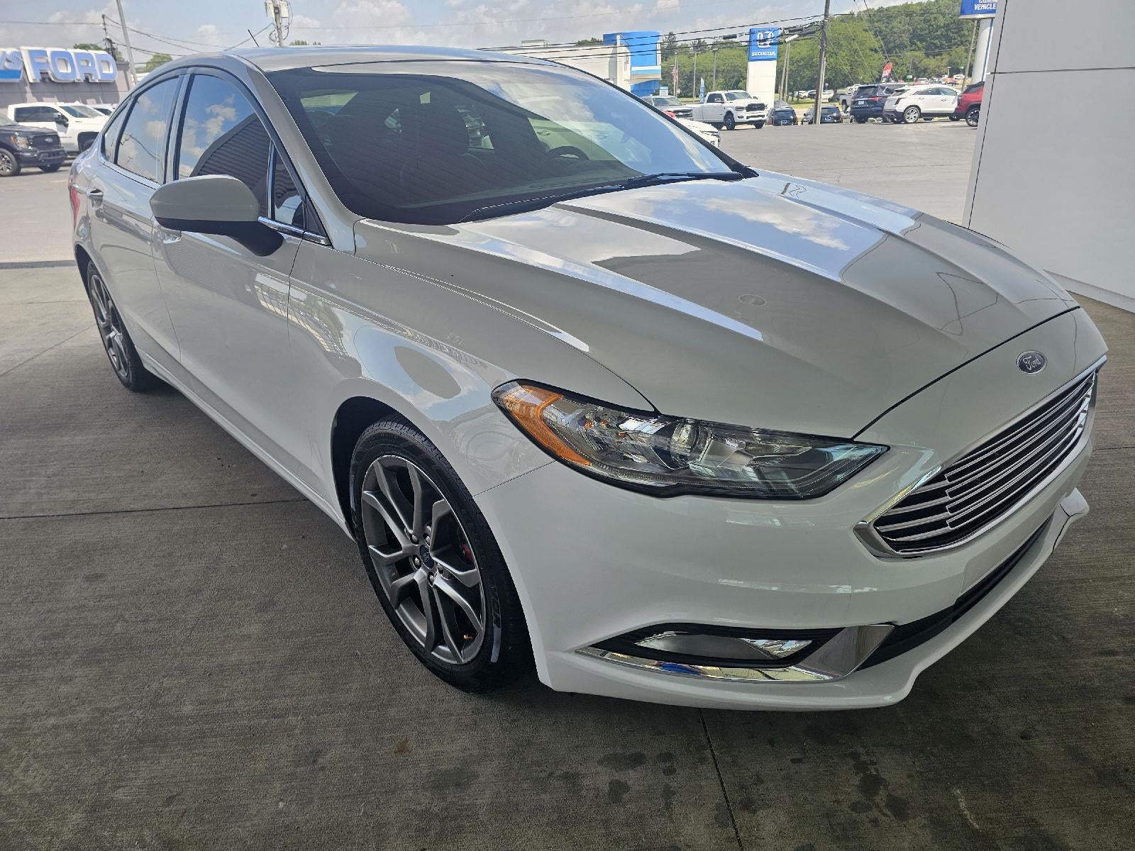 2017 Ford Fusion SE