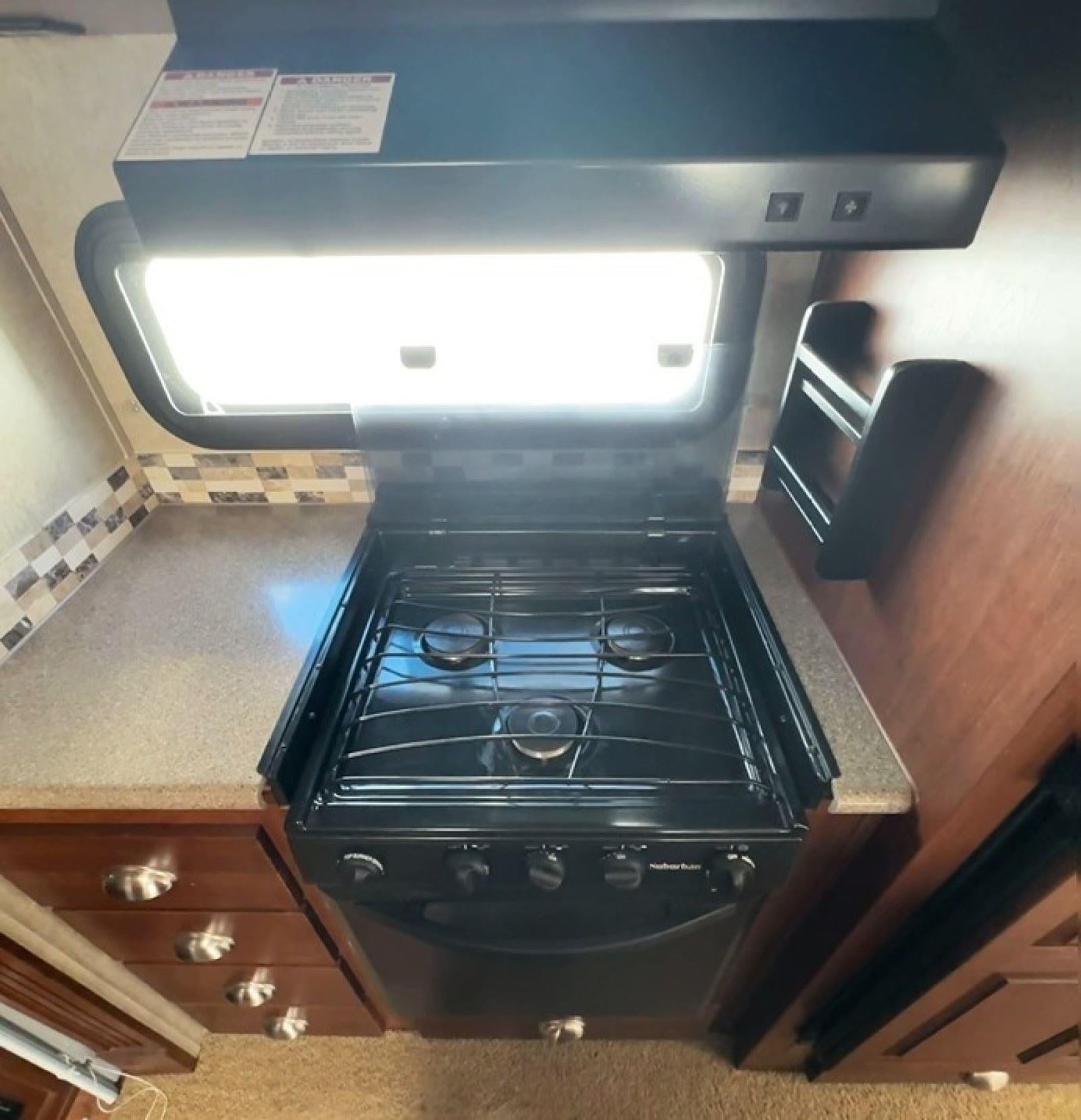 2016 ROCKWOOD WINDJAMMER Base