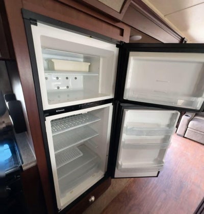 2016 ROCKWOOD WINDJAMMER Base