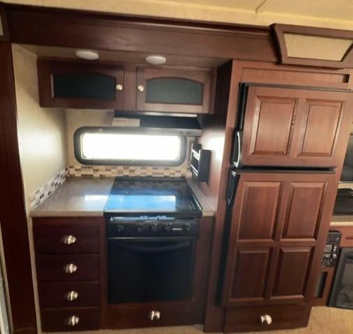 2016 ROCKWOOD WINDJAMMER Base