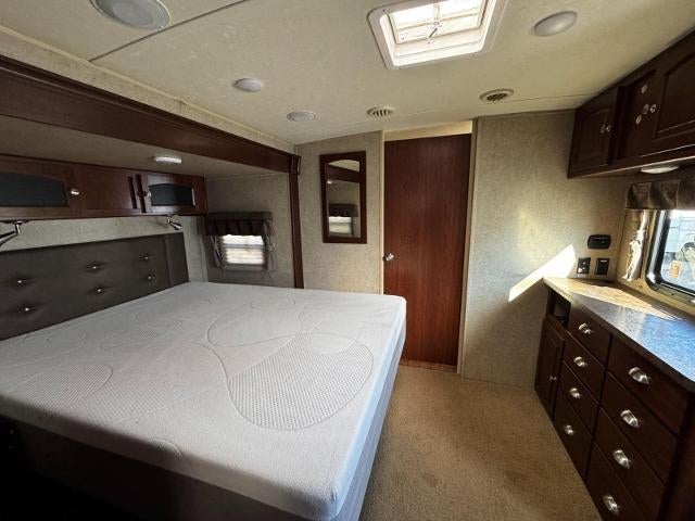 2016 ROCKWOOD WINDJAMMER Base