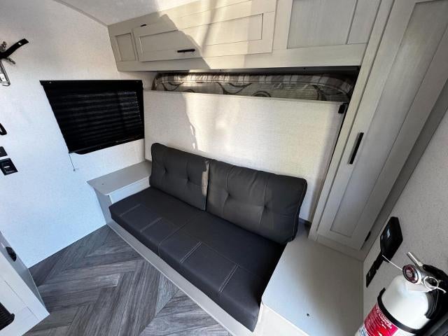 2022 FOREST RIVER SALEM Base