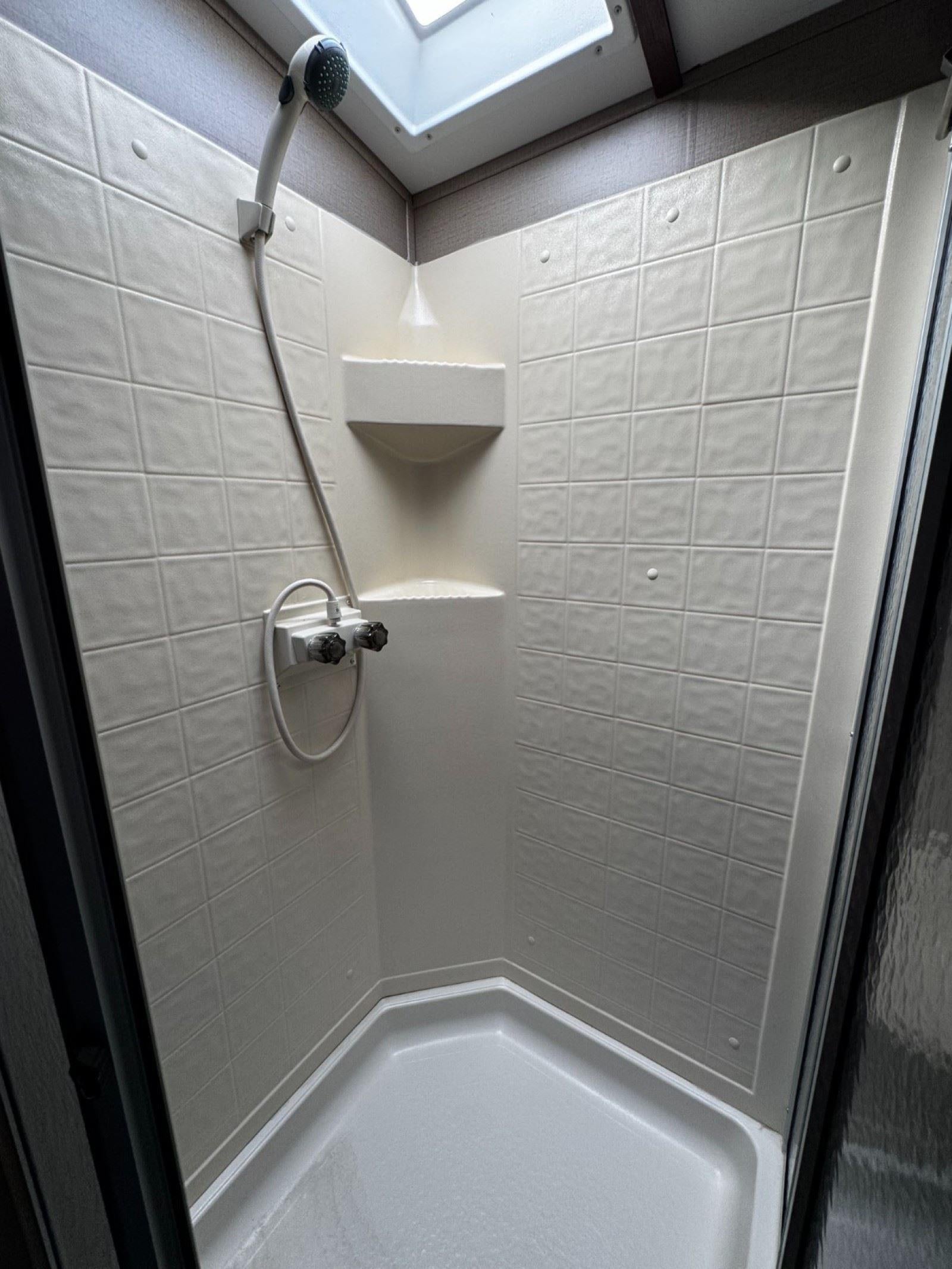 2015 KEYSTONE 316RL Base