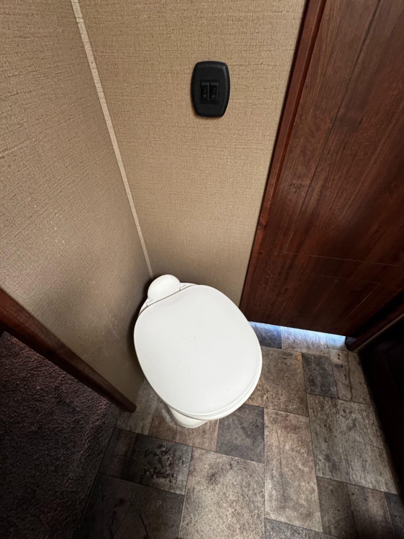 2015 KEYSTONE 316RL Base