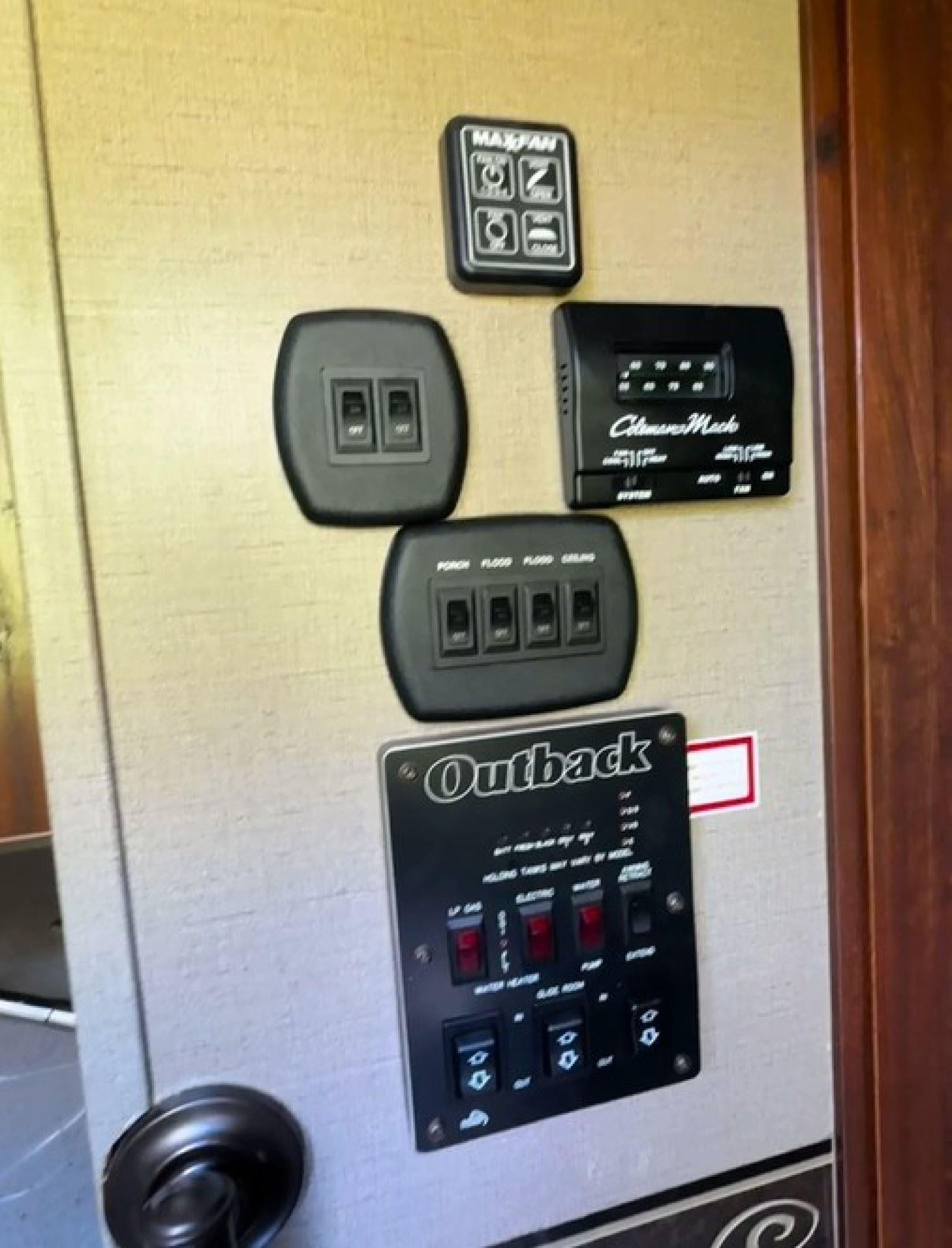 2015 KEYSTONE 316RL Base