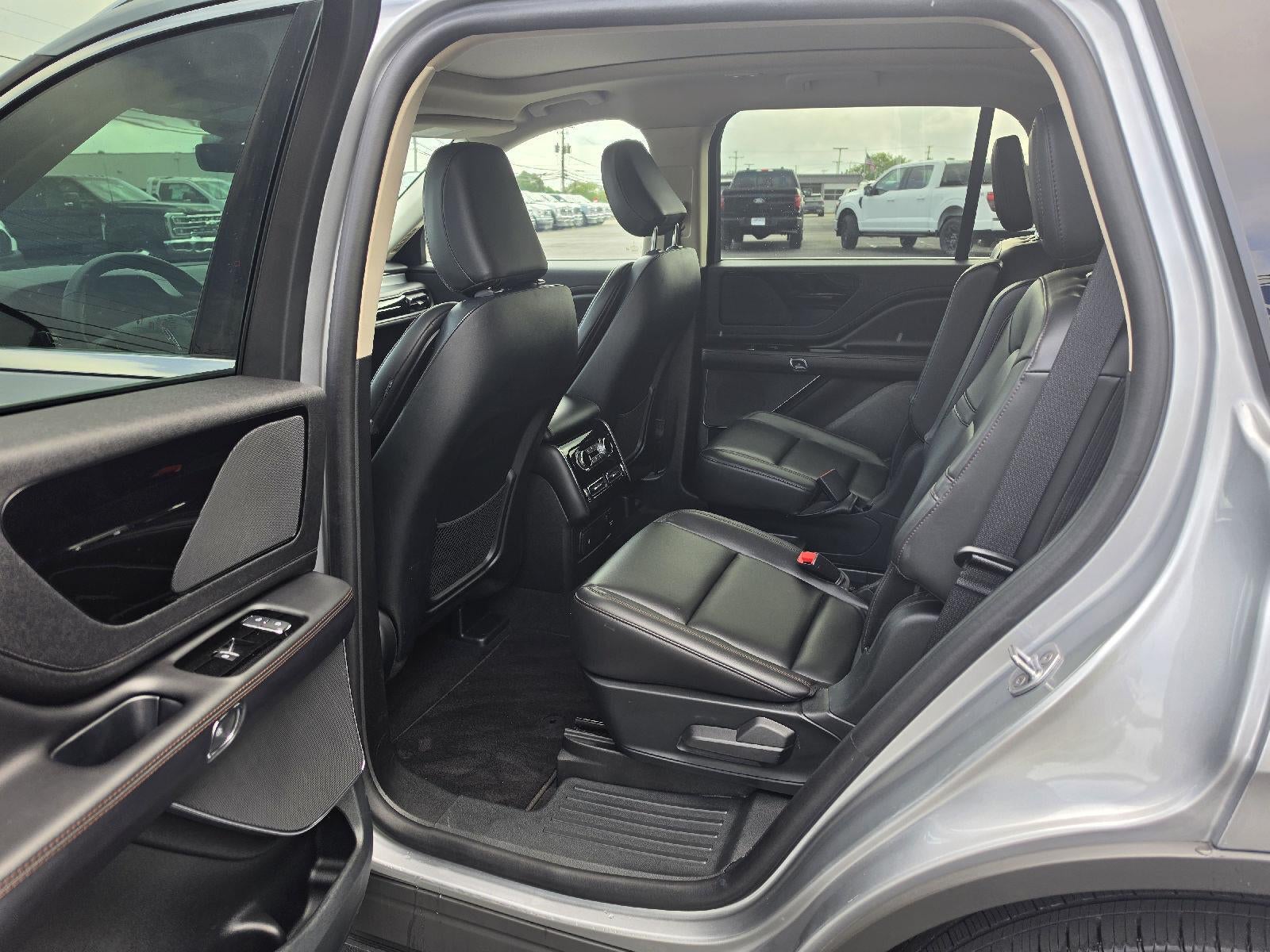 2023 Lincoln Aviator Standard