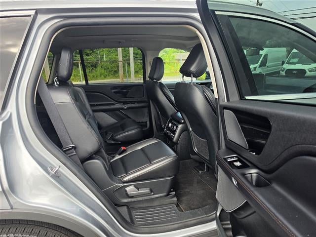 2023 Lincoln Aviator Standard