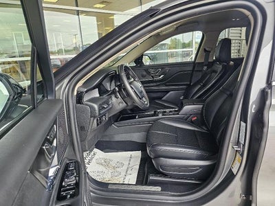 2025 Lincoln Corsair Premiere