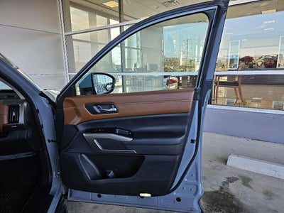 2022 Nissan Pathfinder Platinum