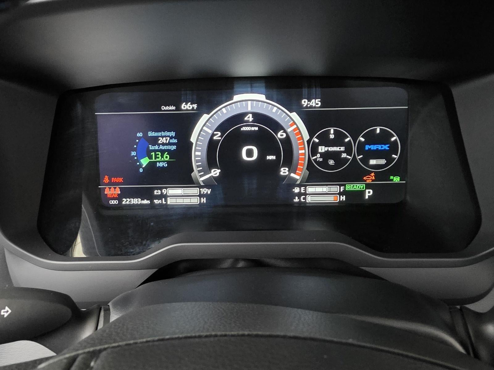 2023 Toyota Tundra Platinum HV