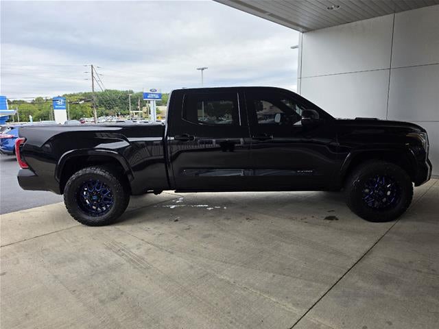 2023 Toyota Tundra Platinum HV
