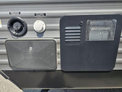 2023 COACHMEN CATALINA Base