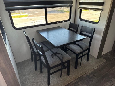 2022 FOREST RIVER SABRE Base