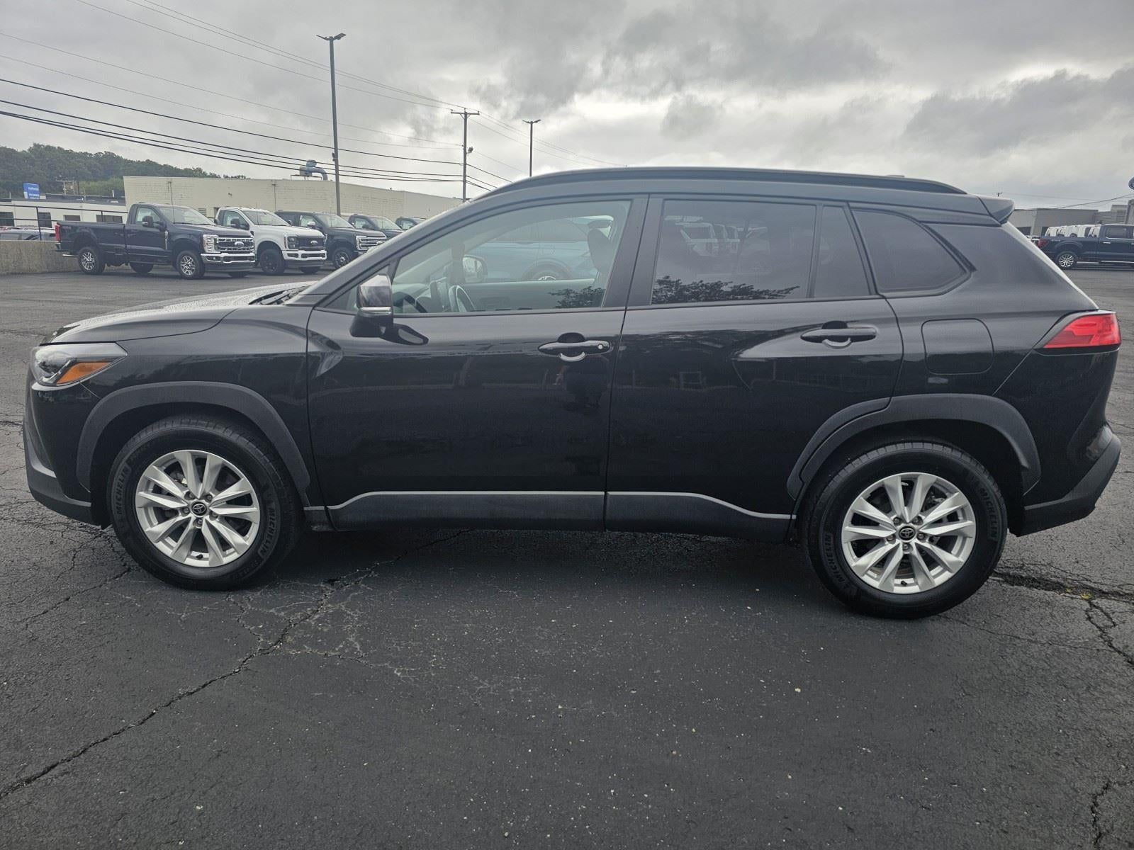 2022 Toyota Corolla Cross LE