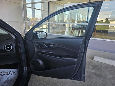 2023 Hyundai Kona SE