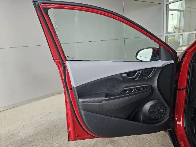 2021 Hyundai Kona SEL Plus